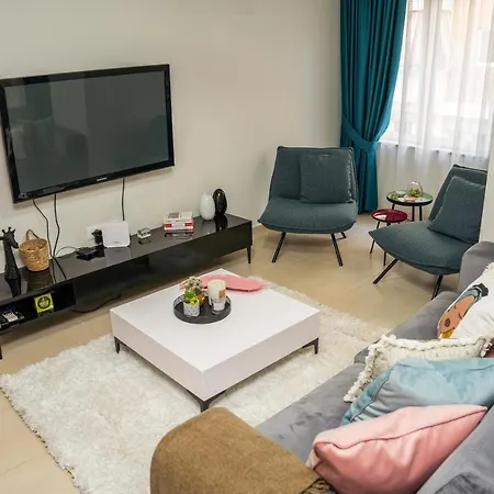 Apartment New Bazaar Stylish In Tirana's Heart Tirana