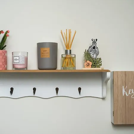 New Bazaar Stylish In Tirana's Heart ティラナ