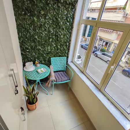 New Bazaar Stylish In Tirana's Heart Διαμέρισμα *