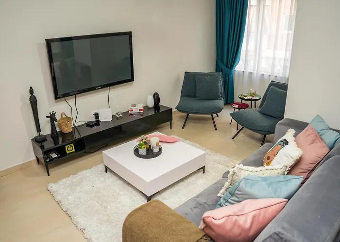 Apartmán New Bazaar Stylish In Tirana's Heart Tirana