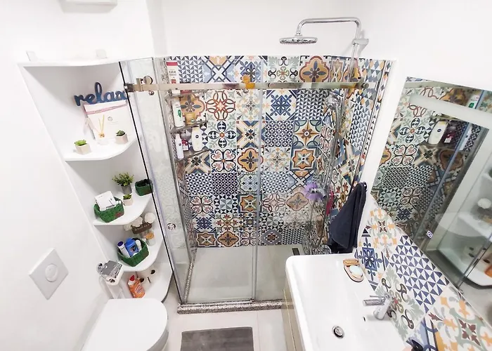 New Bazaar Stylish In Tirana's Heart Apartmán