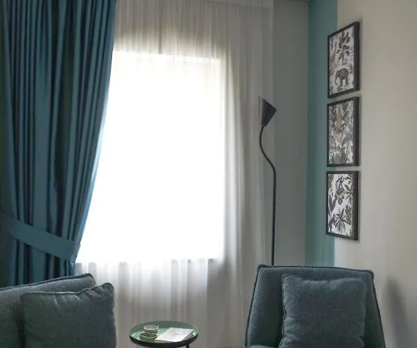 New Bazaar Stylish In Tirana's Heart Apartmán *